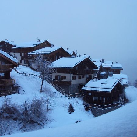 La Tania Kalinka Duplex Apartment ภายนอก รูปภาพ
